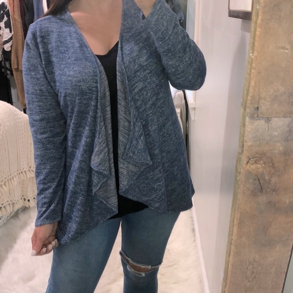 Lularoe size medium blue sweater knit cardigan - Picture 2 of 5